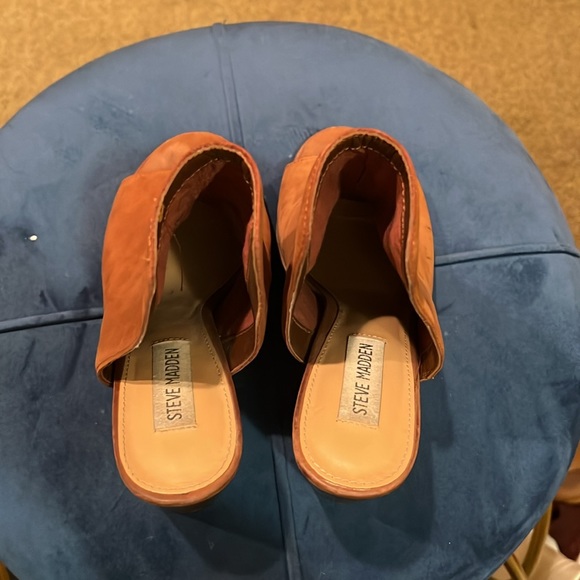 Brown booties - Picture 5 of 6